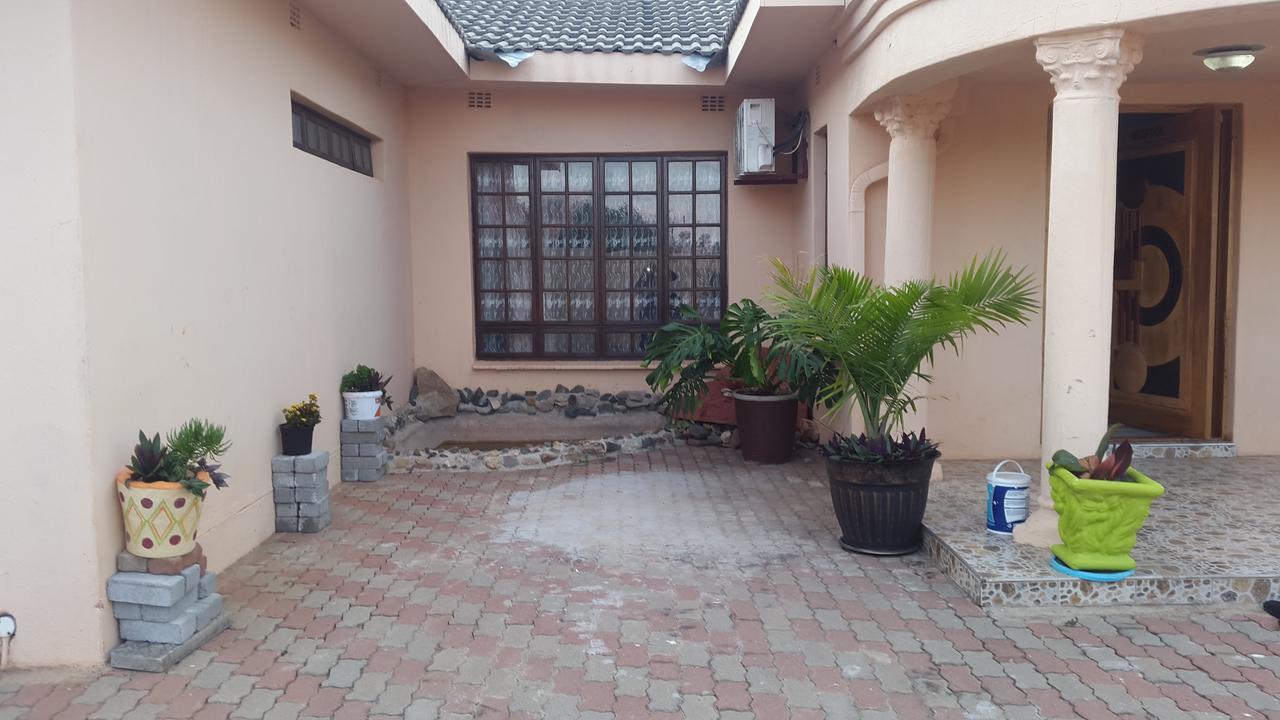 Tintech Bed & Breakfast Франсистаун Екстериор снимка